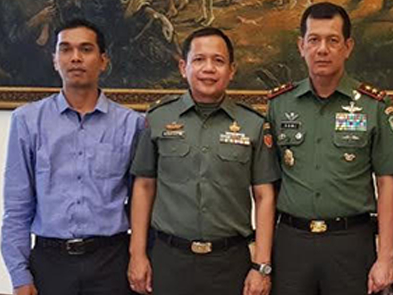 �Komitmen kami dalam memberikan layanan hukum yang profesional dan terpercaya.�